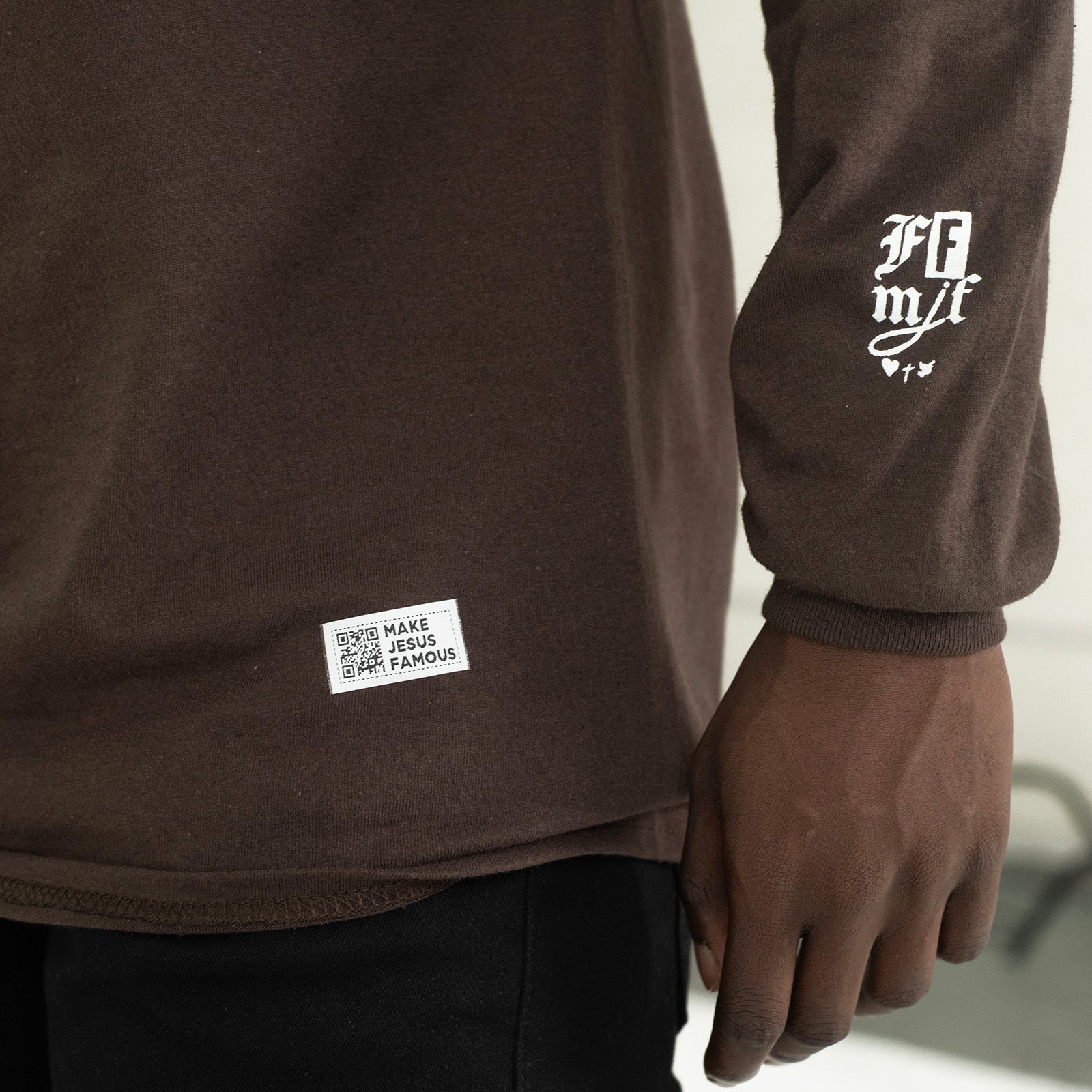 Yes & Amen Dark Choc. LS